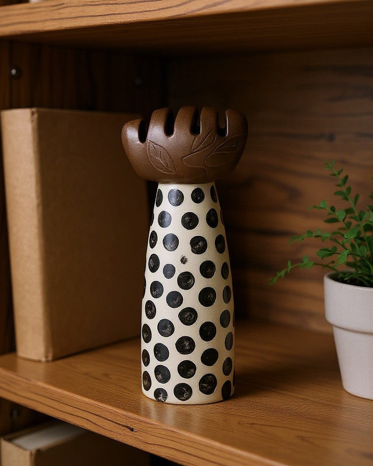 mushroom-hammer-ceramic-sculpture FD-D25097A shelf