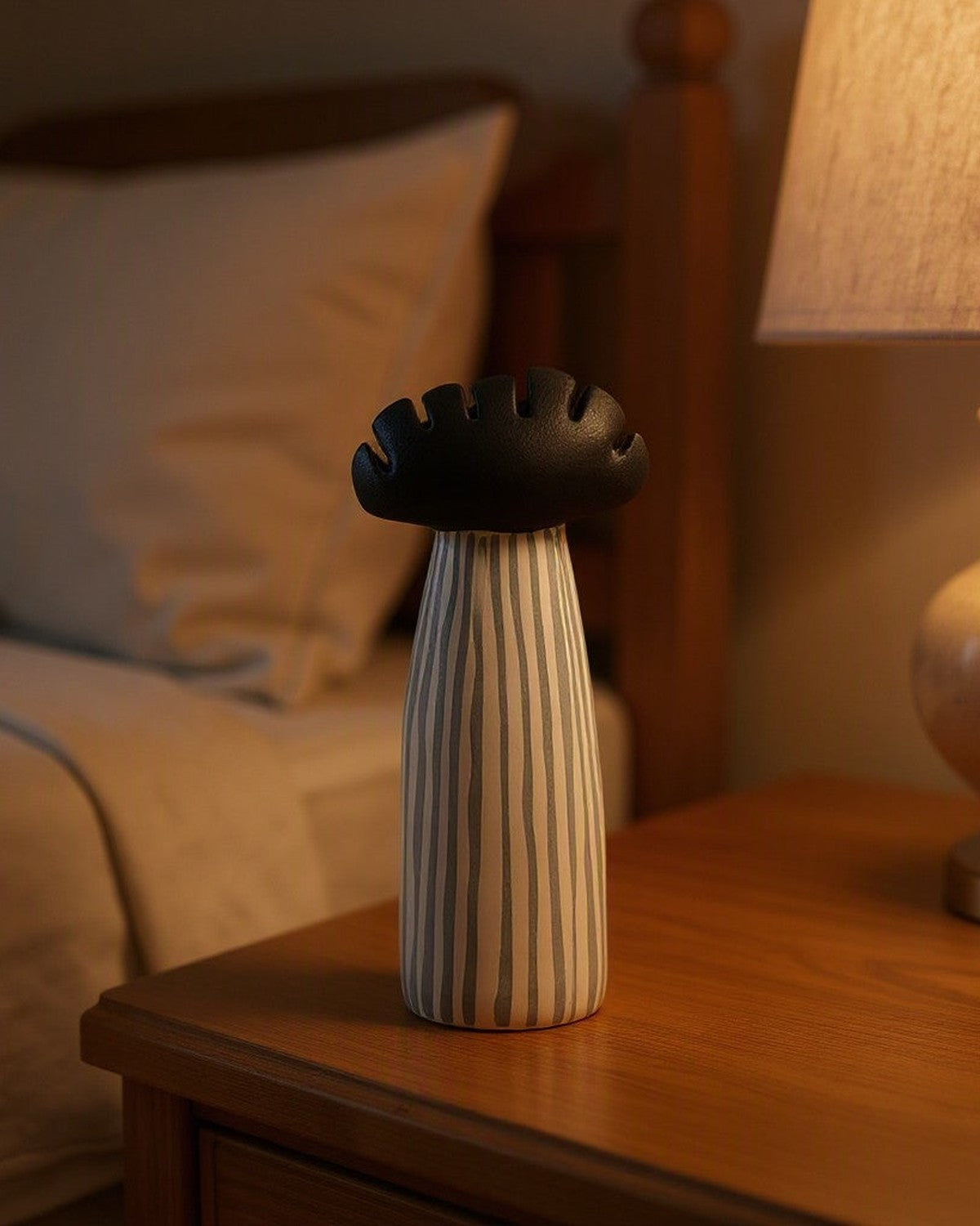 mushroom-hammer-ceramic-sculpture FD-D25097B bedroom